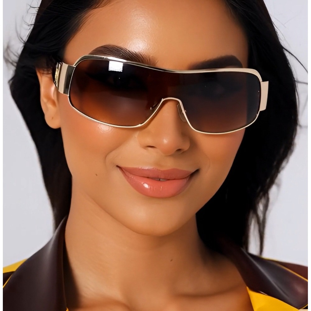 Block Curved One Piece Shield Sunglasses Women Flat Top Gold Frame Brown Lens‎